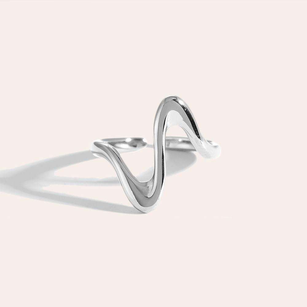 Silver heart beat ring