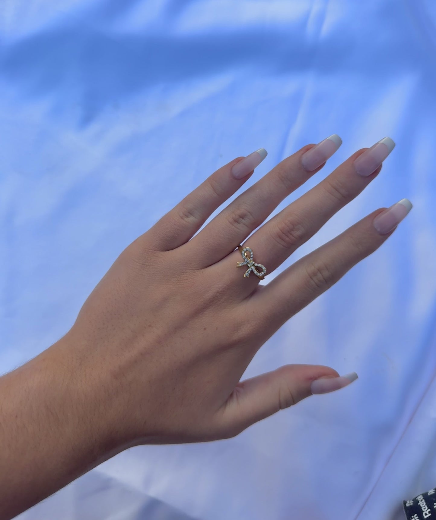 Gold bowtie diamond ring