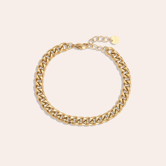 Gold chain bracelet